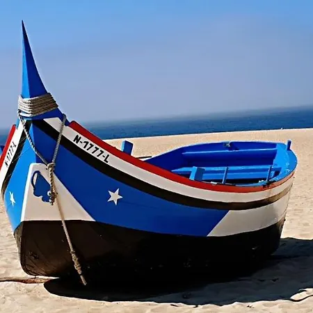 By The Gæstehus Nazaré